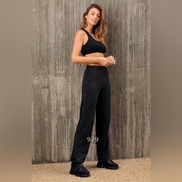 ALO Yoga Pants - ALO Yoga Black Court Side  Tearaway Snap  Pants